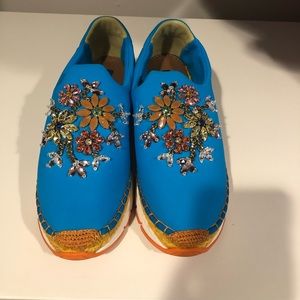 Beautiful Dolce & Gabbana slip on sneakers🔥🔥🔥